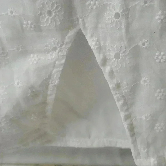 ☆☆☆Mini white skirt with yellow top - Picture 4 of 11